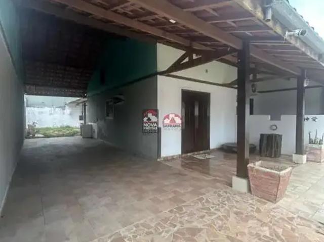 Casa / Sobrado para Locação em Caraguatatuba/SP Jardim do Sol 3 Quartos