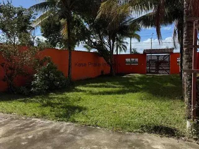 Casa / Sobrado para Locação em Caraguatatuba/SP Jardim Porto Novo 3 Quartos