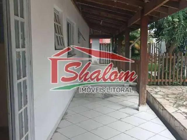 Casa / Sobrado para Locação em Caraguatatuba/SP Jardim Rio Santos 4 Quartos