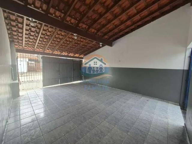Casa / Sobrado para Locação em Caraguatatuba/SP Poiares 2 Quartos