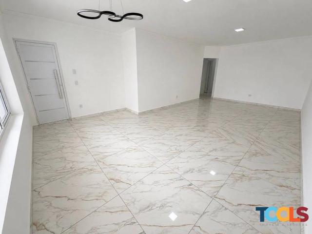 Casa / Sobrado para Locação em Caraguatatuba/SP Pontal de Santa Marina 4 Quartos