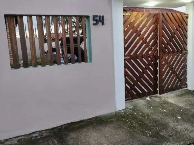 Casa / Sobrado para Locação em Caraguatatuba/SP Porto Novo 3 Quartos