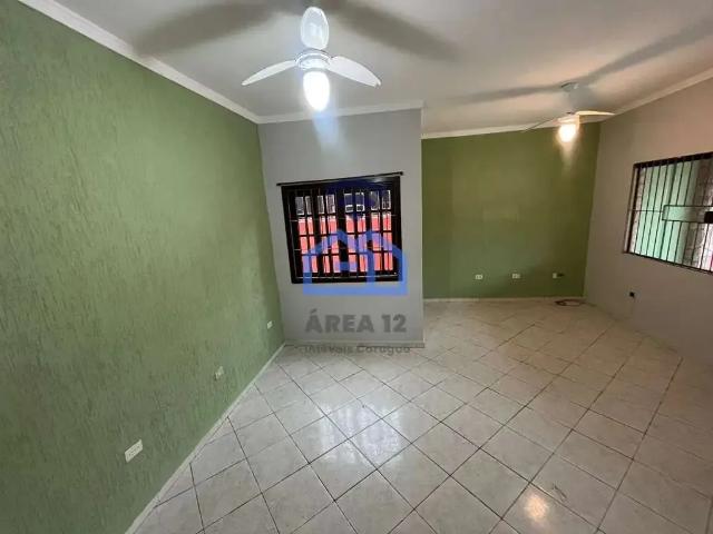Casa / Sobrado para Locação em Caraguatatuba/SP Praia das Palmeiras 3 Quartos