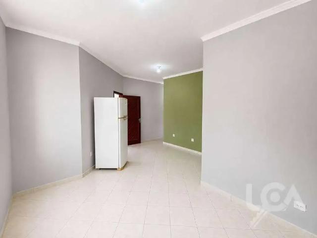 Casa / Sobrado para Locação em Caraguatatuba/SP Praia das Palmeiras 3 Quartos