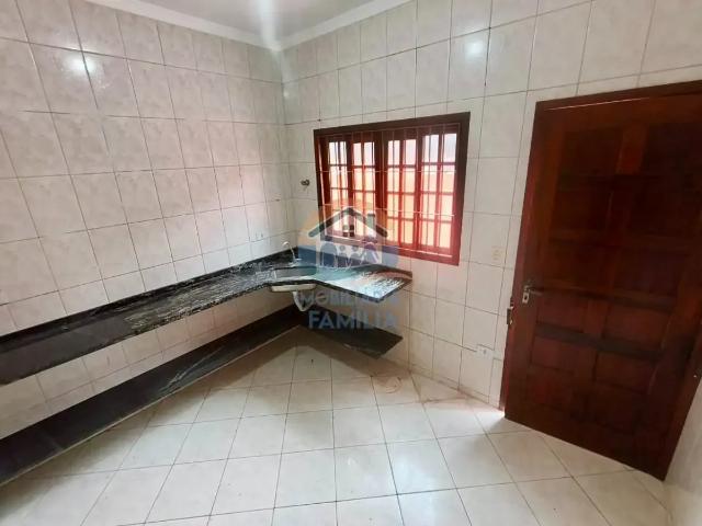 Casa / Sobrado para Locação em Caraguatatuba/SP Praia das Palmeiras 3 Quartos
