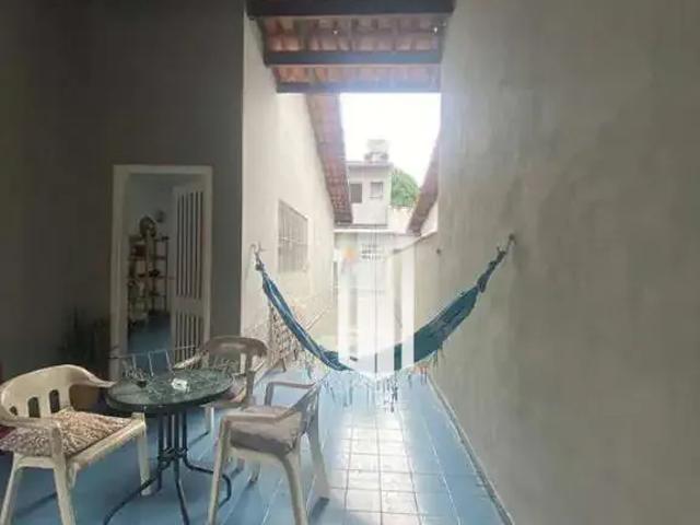 Casa / Sobrado para Locação em Caraguatatuba/SP Praia das Palmeiras 5 Quartos