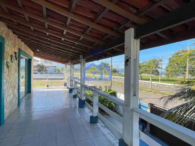 Casa / Sobrado para Locação em Caraguatatuba/SP Praia das Palmeiras 5 Quartos