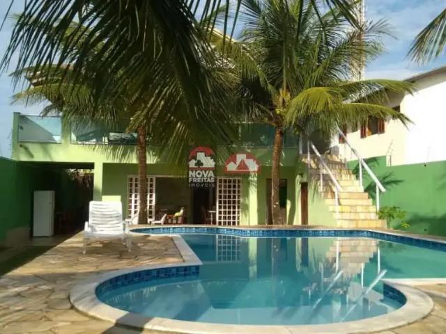 Casa / Sobrado para Locação em Caraguatatuba/SP Praia das Palmeiras 8 Quartos
