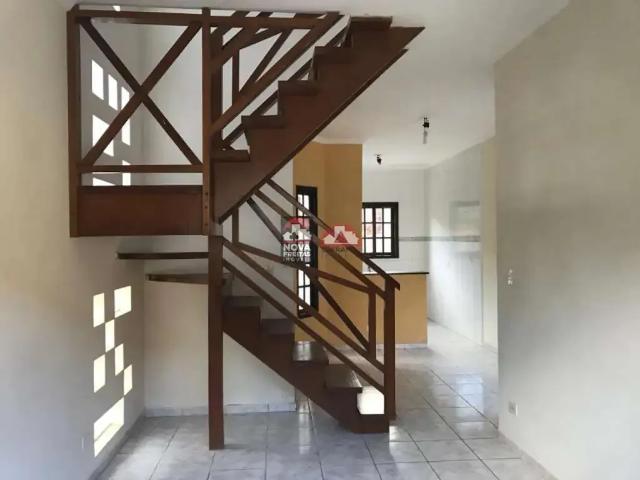 Casa / Sobrado para Locação em Caraguatatuba/SP Prainha 2 Quartos