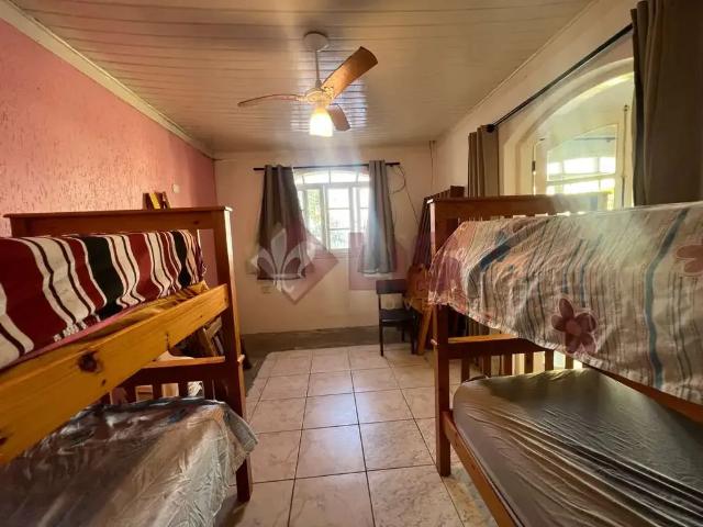 Casa / Sobrado para Locação em Caraguatatuba/SP Sumaré 3 Quartos