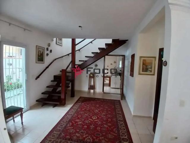 Casa / Sobrado para Locação em Caraguatatuba/SP Vila Atlântica 4 Quartos