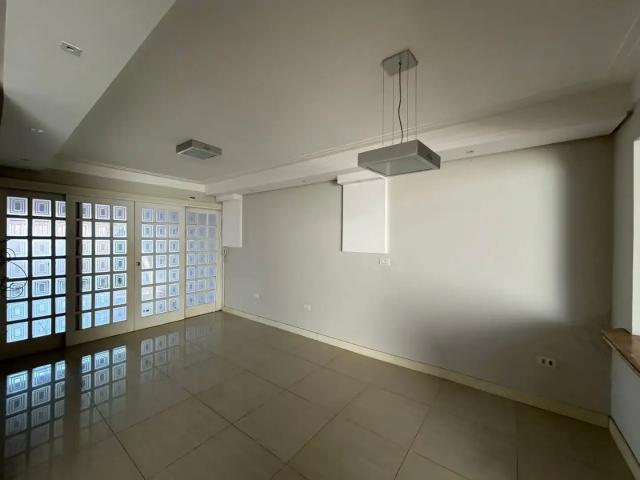 Casa / Sobrado para Locação em Cascavel/PR Alto Alegre 3 Quartos