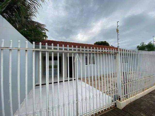 Casa / Sobrado para Locação em Cascavel/PR Canadá 3 Quartos