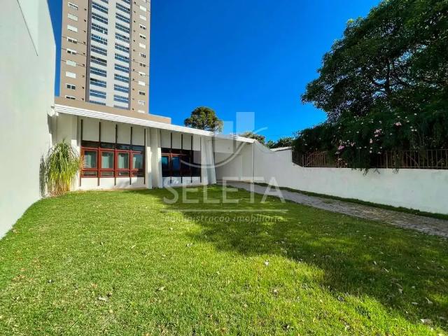 Casa / Sobrado para Locação em Cascavel/PR Canadá 2 Quartos