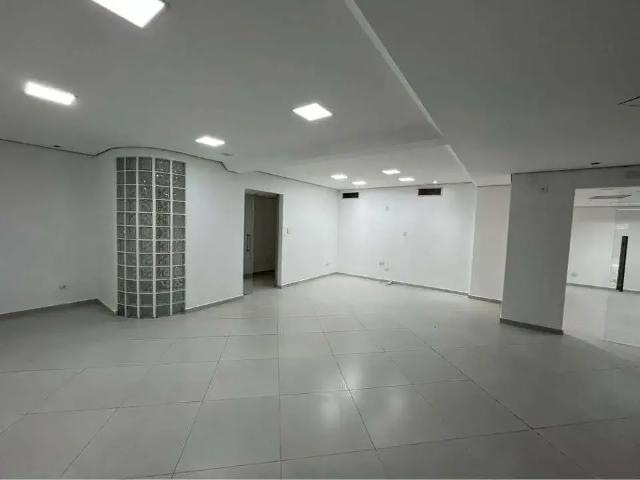 Casa / Sobrado para Locação em Cascavel/PR Centro 1 Quartos