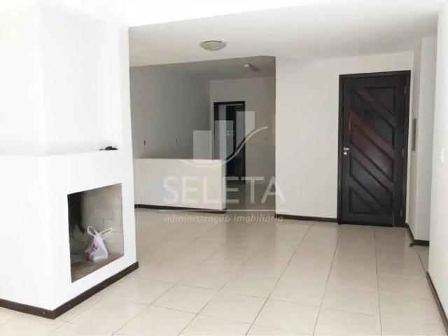Casa / Sobrado para Locação em Cascavel/PR Country 3 Quartos