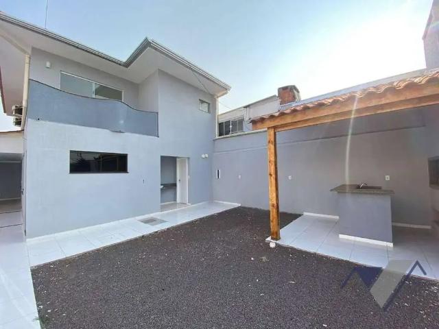 Casa / Sobrado para Locação em Cascavel/PR Country 3 Quartos