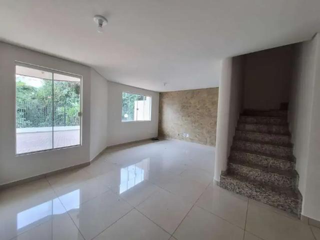Casa / Sobrado para Locação em Cascavel/PR Country 3 Quartos