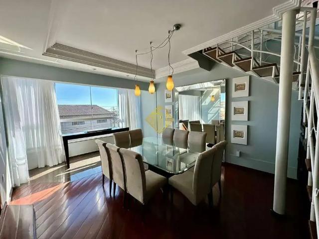 Casa / Sobrado para Locação em Cascavel/PR Maria Luiza 4 Quartos