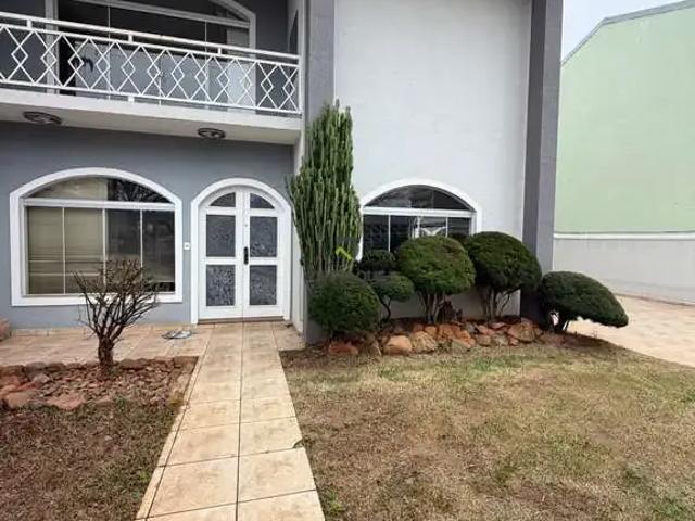 Casa / Sobrado para Locação em Cascavel/PR Neva 3 Quartos