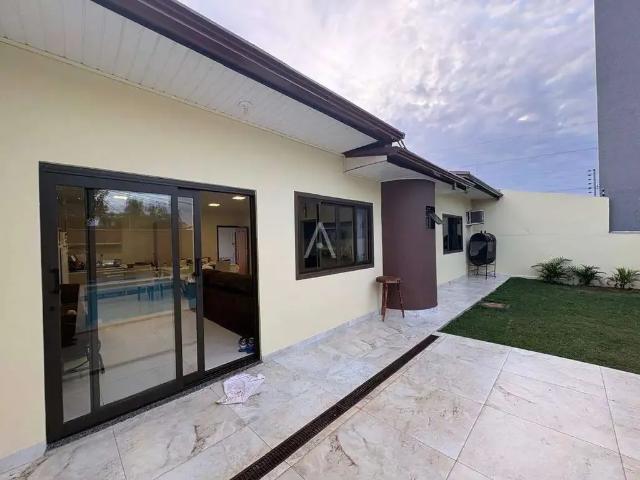 Casa / Sobrado para Locação em Cascavel/PR Parque Verde 3 Quartos