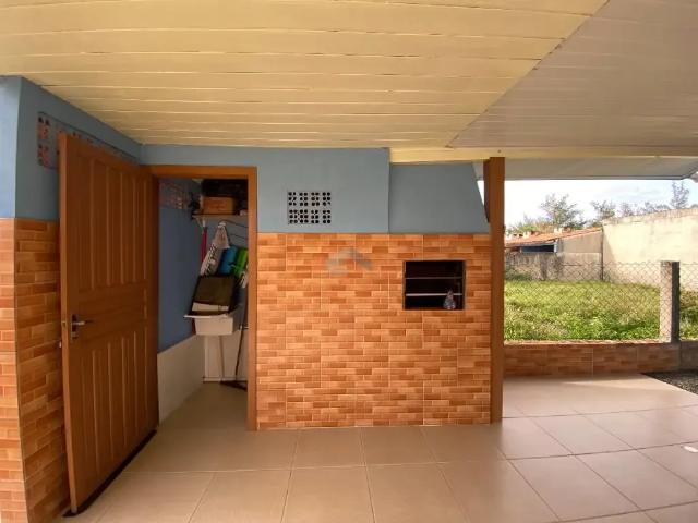 Casa / Sobrado para Locação em Cidreira/RS Salinas 2 Quartos