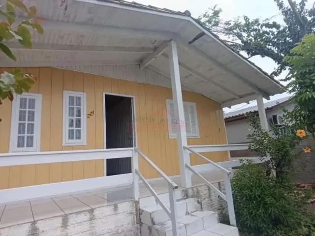 Casa / Sobrado para Locação em Criciúma/SC Vila Isabel 2 Quartos