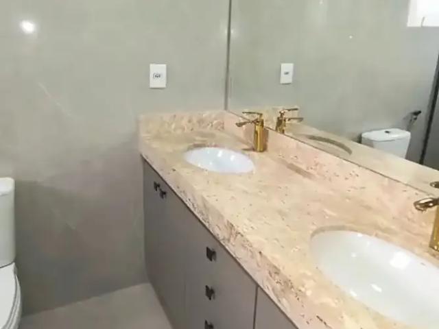 Casa / Sobrado para Locação em Cuiabá/MT Condomínio Belvedere 4 Quartos