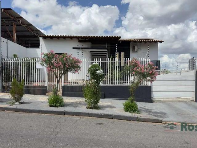 Casa / Sobrado para Locação em Cuiabá/MT Cidade Alta 3 Quartos