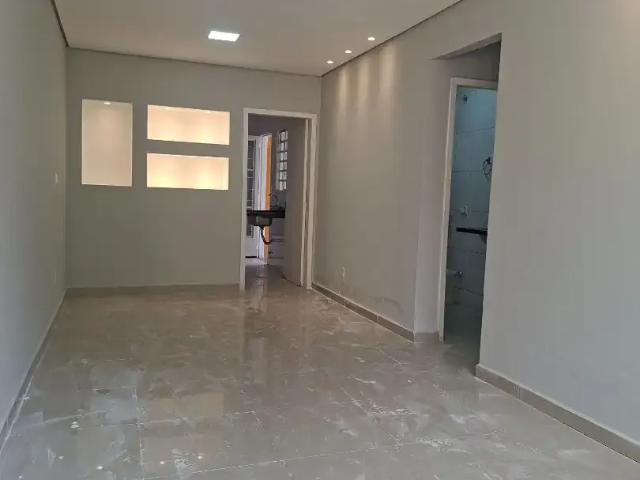 Casa / Sobrado para Locação em Cuiabá/MT Araés 3 Quartos