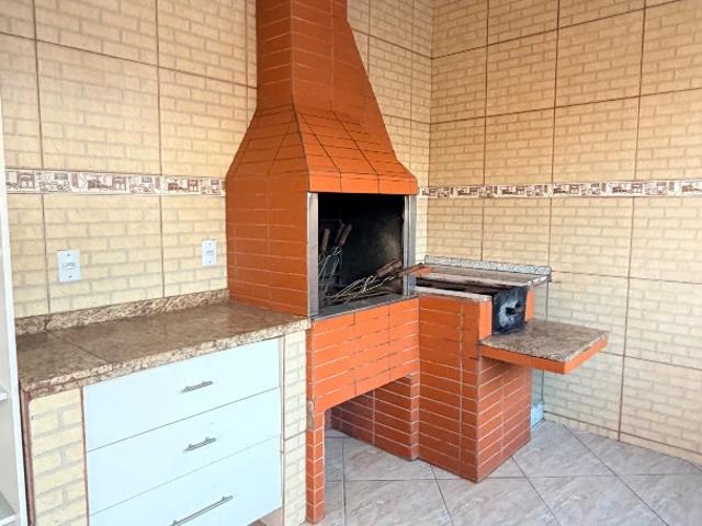 Casa / Sobrado para Locação em Cuiabá/MT Areão 3 Quartos