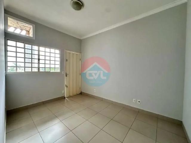 Casa / Sobrado para Locação em Cuiabá/MT Areão 2 Quartos