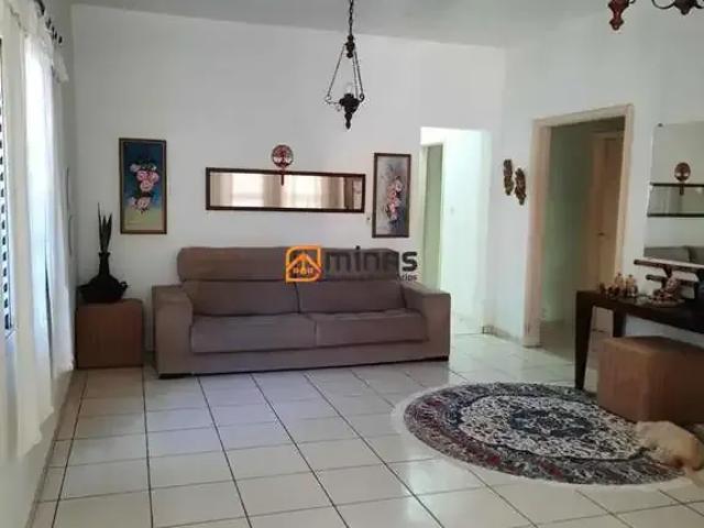 Casa / Sobrado para Locação em Cuiabá/MT Boa Esperança 4 Quartos