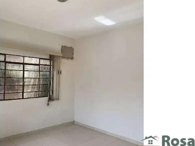Casa / Sobrado para Locação em Cuiabá/MT Boa Esperança 5 Quartos