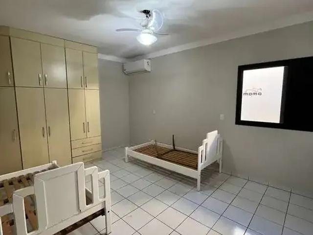 Casa / Sobrado para Locação em Cuiabá/MT Despraiado 4 Quartos
