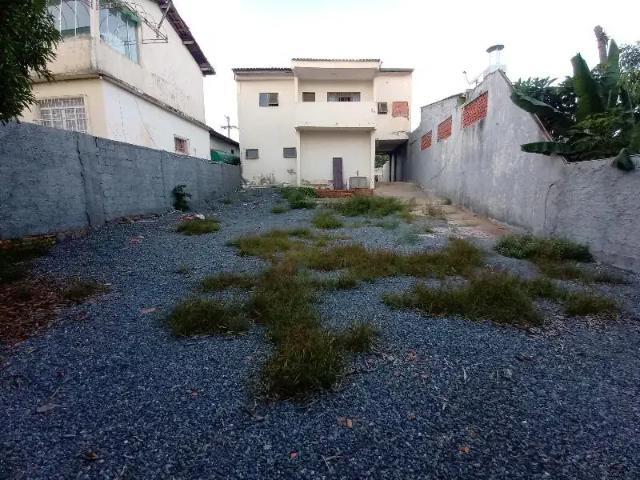 Casa / Sobrado para Locação em Cuiabá/MT Jardim Cuiabá 4 Quartos