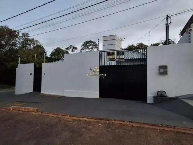 Casa / Sobrado para Locação em Cuiabá/MT Jardim Itália 3 Quartos