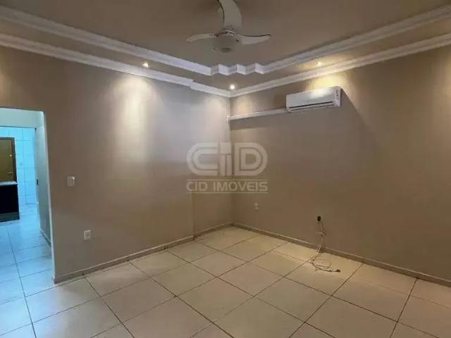 Casa / Sobrado para Locação em Cuiabá/MT Morada da Serra 3 Quartos