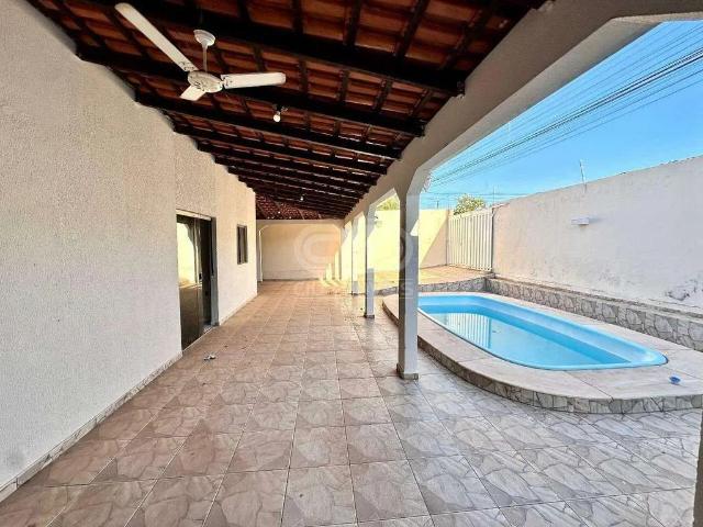 Casa / Sobrado para Locação em Cuiabá/MT Morada da Serra 3 Quartos