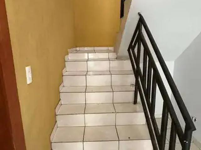 Casa / Sobrado para Locação em Cuiabá/MT Morada do Ouro 4 Quartos