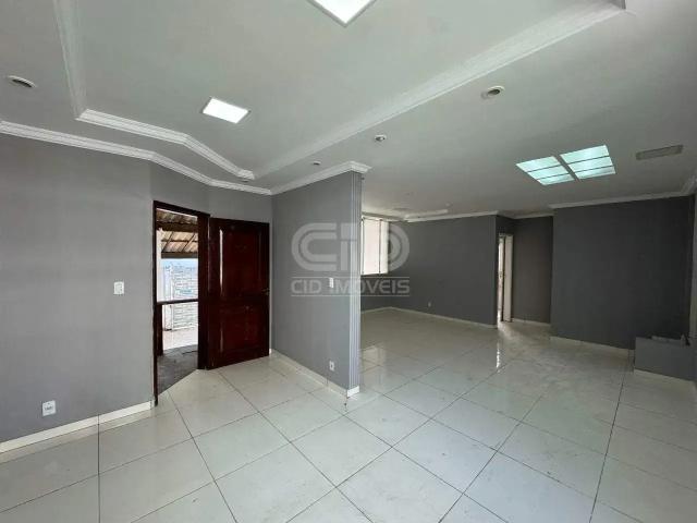 Casa / Sobrado para Locação em Cuiabá/MT Village Flamboyant 4 Quartos