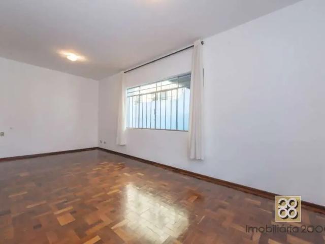 Casa / Sobrado para Locação em Curitiba/PR Tarumã 2 Quartos