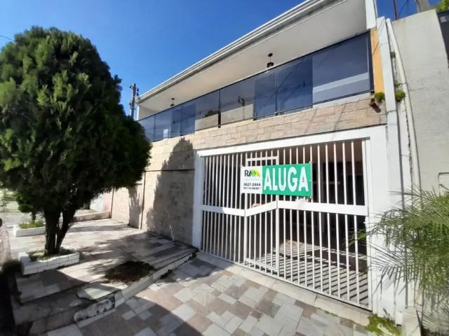 Casa / Sobrado para Locação em Curitiba/PR Tatuquara 3 Quartos