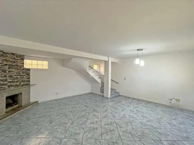 Casa / Sobrado para Locação em Curitiba/PR Uberaba 2 Quartos
