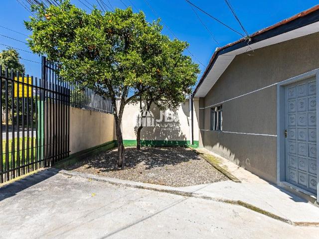 Casa / Sobrado para Locação em Curitiba/PR Uberaba 2 Quartos