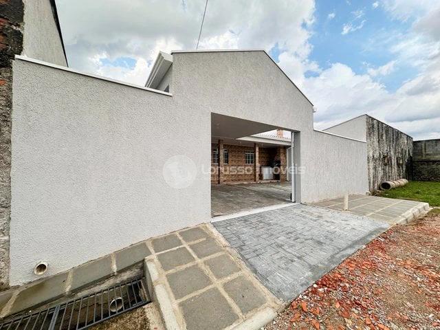 Casa / Sobrado para Locação em Curitiba/PR Uberaba 2 Quartos