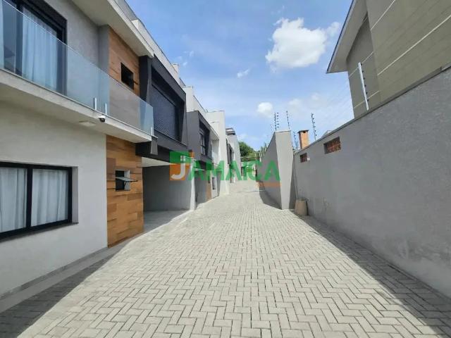 Casa / Sobrado para Locação em Curitiba/PR Uberaba 3 Quartos