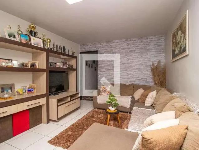 Casa / Sobrado para Locação em Curitiba/PR Uberaba 3 Quartos