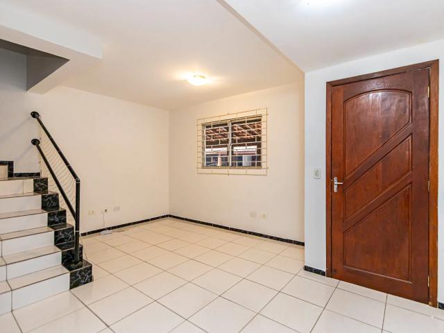 Casa / Sobrado para Locação em Curitiba/PR Uberaba 3 Quartos