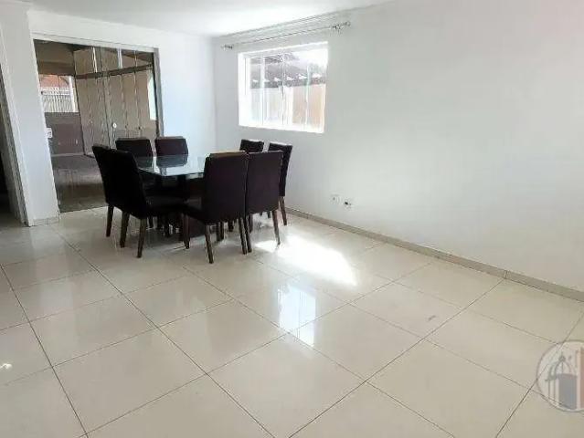 Casa / Sobrado para Locação em Curitiba/PR Uberaba 3 Quartos